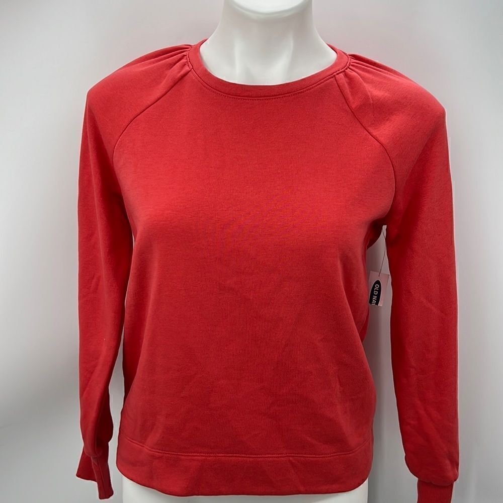 Old Navy XS long sleeve salmon colored sweatshirt